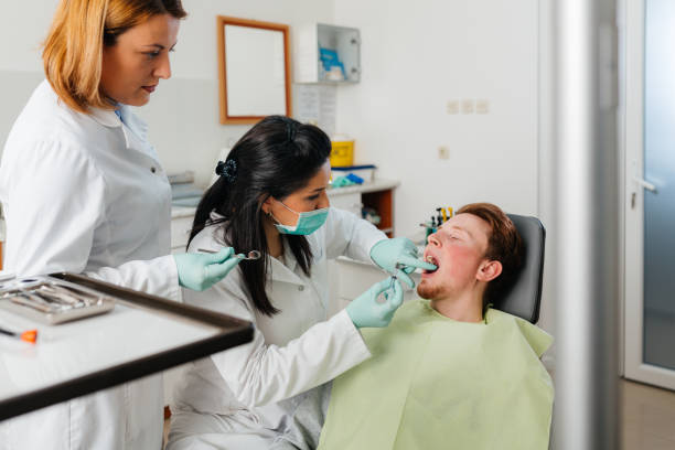 Best Emergency Tooth Extraction in Olive Hill, KY
